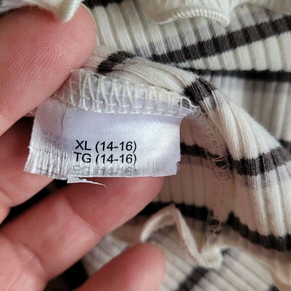Old Navy Rib Henley Tee Girls Size XL 14-16 Cream Stripe Lettuce Edge Stretch - Picture 7 of 13